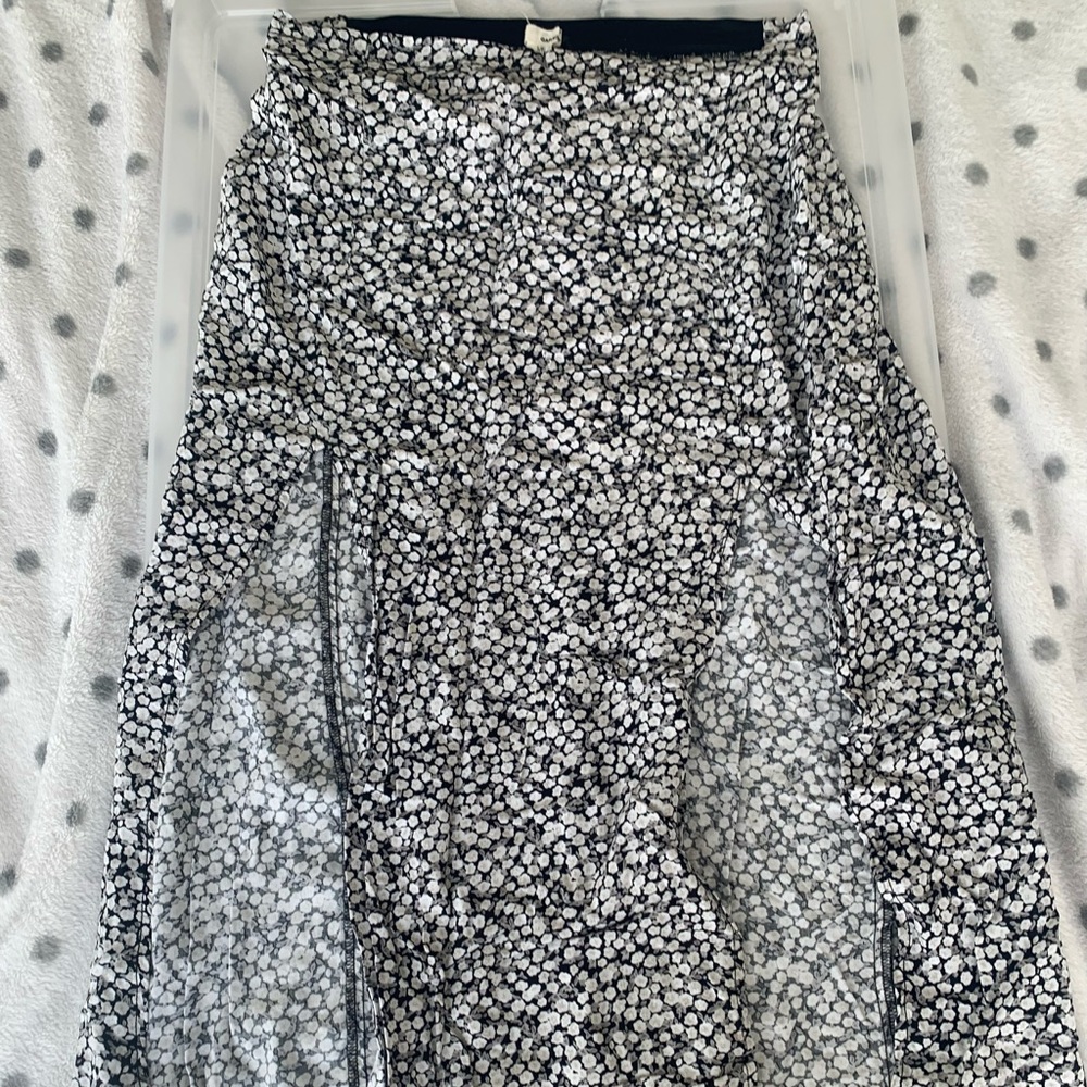 Floral Garage slit skirt🐻‍❄️